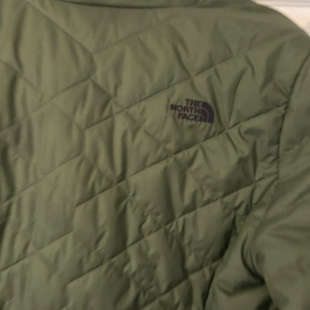 The North Face Women's Green Reversible Jacket Size Large - Picture 4 of 8